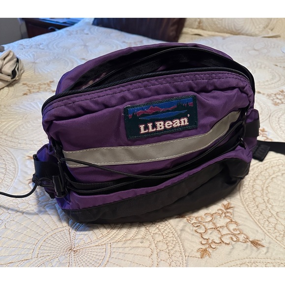 L.L. Bean Other - L.L. Bean Men's Vintage Purple and Black Body Belt Bag